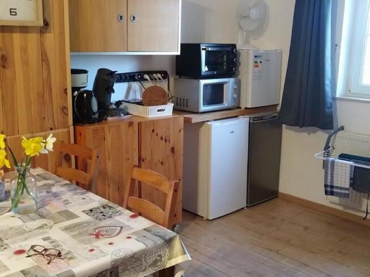 Cozy Apartment In Paliseul With Garden Carlsbourg Eksteriør billede