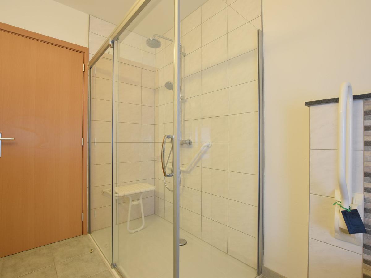 Cozy Apartment In Paliseul With Garden Carlsbourg Eksteriør billede
