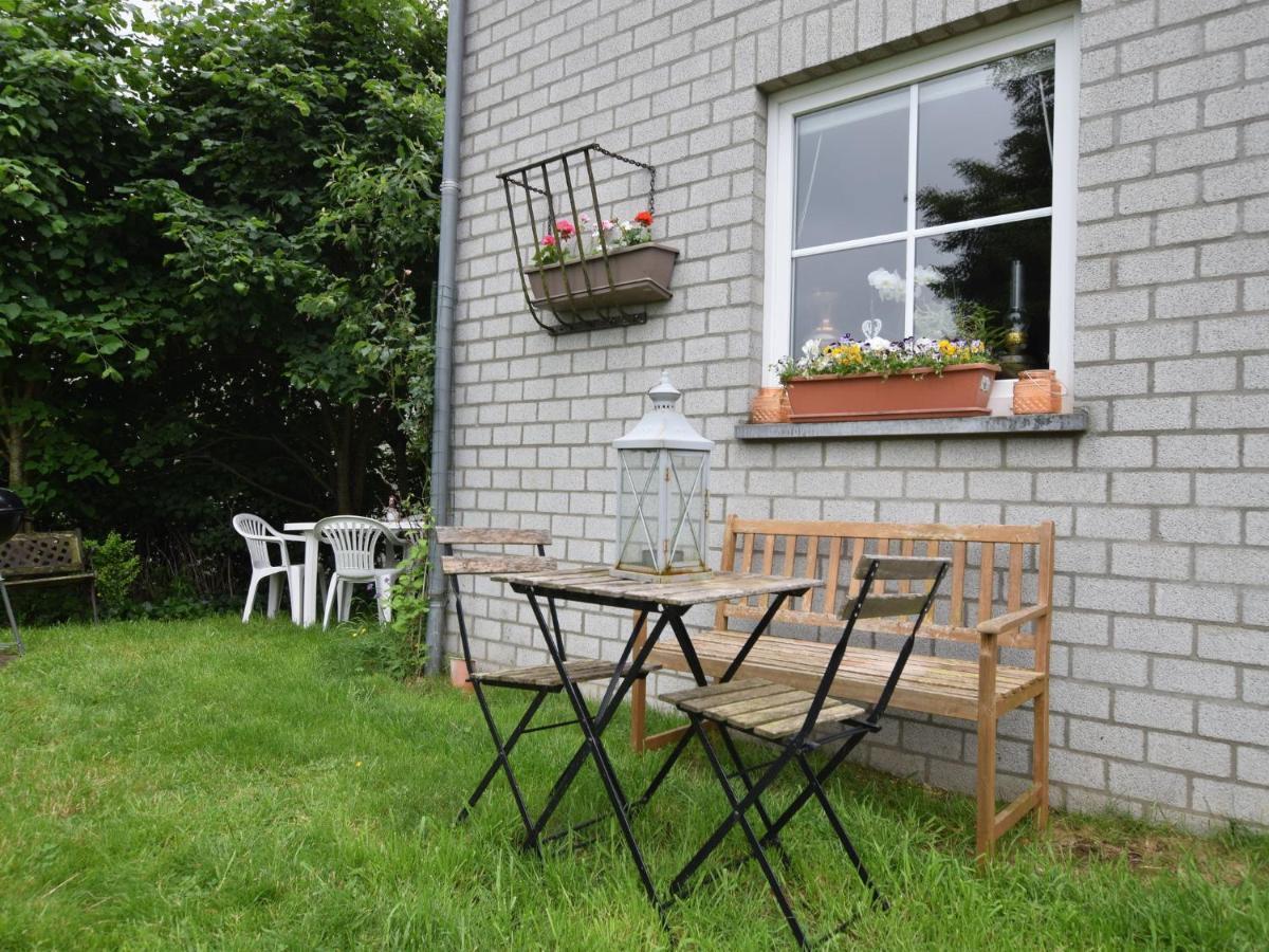 Cozy Apartment In Paliseul With Garden Carlsbourg Eksteriør billede